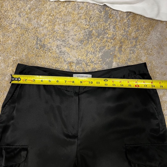 NWT Vintage Emanuel Ungaro 100% Silk Black Cargo Pants Size 12 - Picture 14 of 14